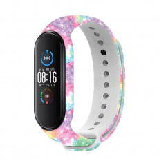 Rhinotech řemínek pro Xiaomi Mi Band 6 motiv galaxie Rhinotech řemínek pro Xiaomi Mi Band 6 motiv galaxie