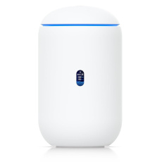 UBNT Dream Router 7