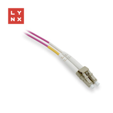 LYNX duplexní patch kabel MM, OM4, LC/LC, 50/125µm, 15m LYNX duplexní patch kabel MM, OM4, LC/LC, 50/125µm, 15m